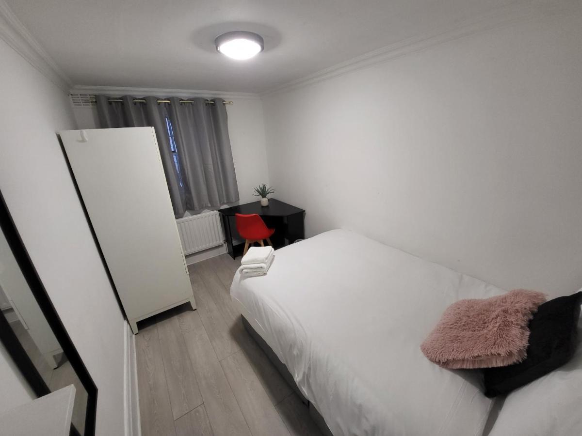 Cosy Apartment By Clapham South Underground! ロンドン エクステリア 写真