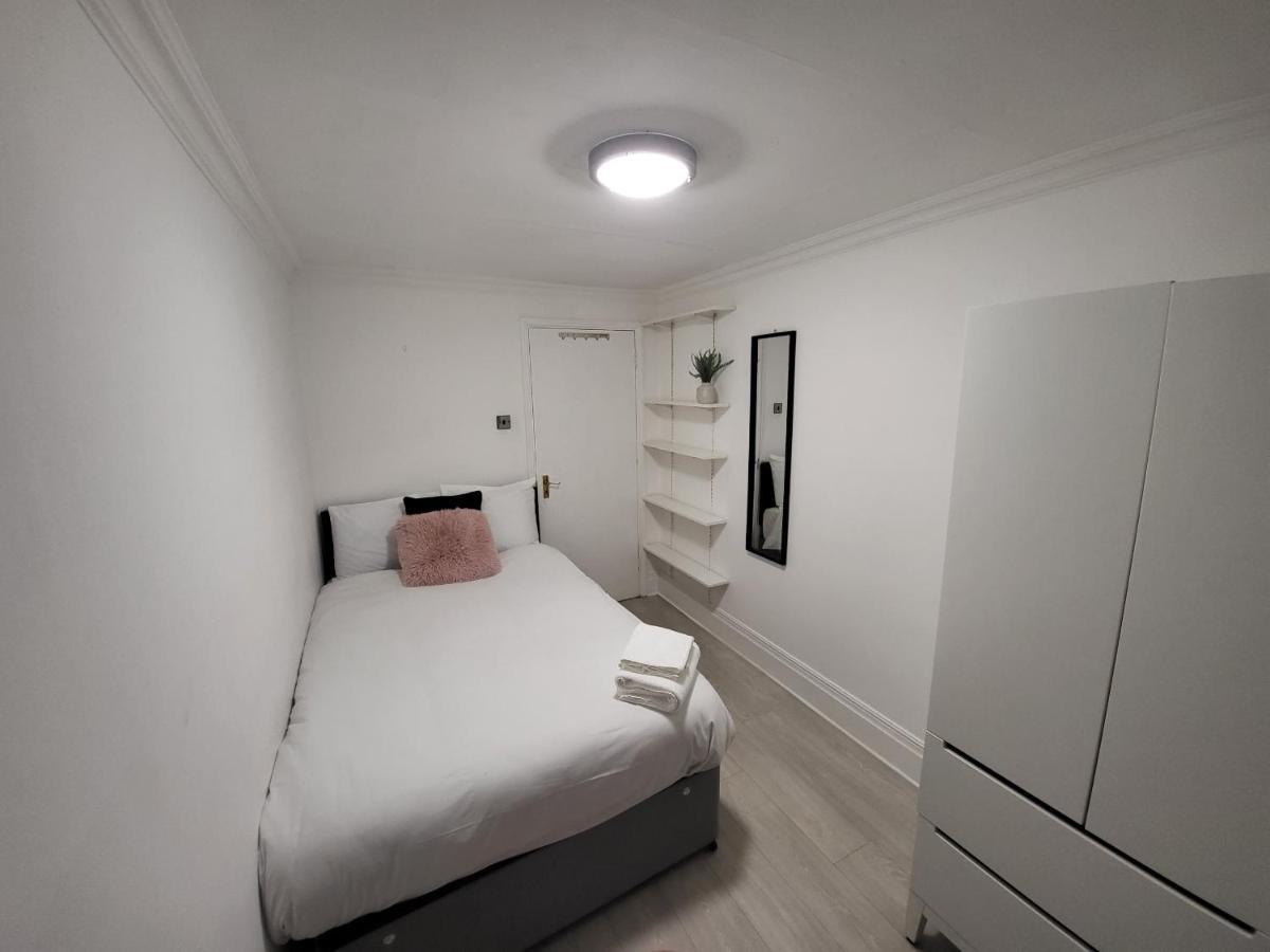 Cosy Apartment By Clapham South Underground! ロンドン エクステリア 写真